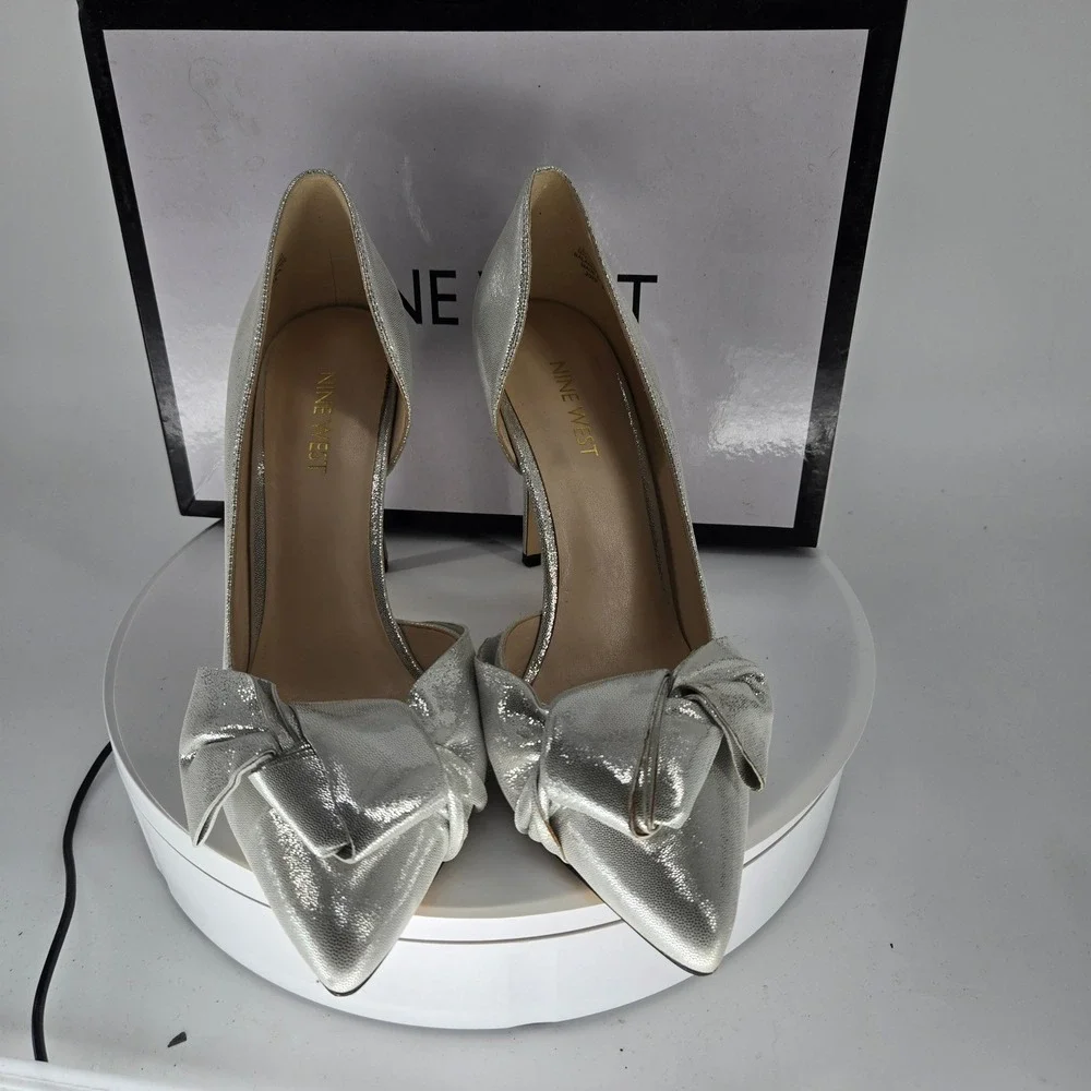 Nine West Edlina Silver Metallic Bow D'Orsay Pointed Toe Stiletto Pumps Heels 8M